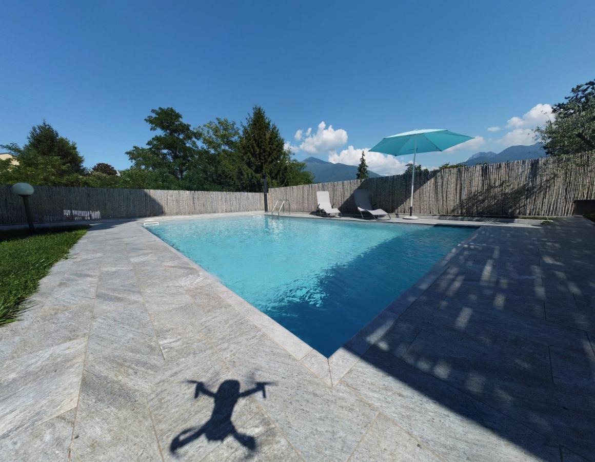 Akuaduulza B&B Como Lake 圣西罗 外观 照片